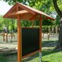 Miniaturka Outdoor Classroom (w/ Wooden Benches, Sunshades, Blackboard & Plant Pots) (10)
